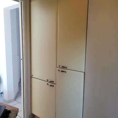 Walnut House * オスペダレッティ
